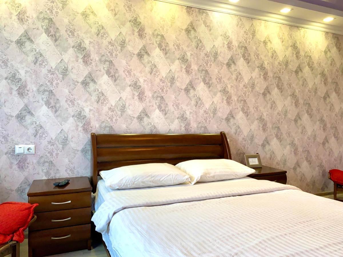 Apartpoltava Простора Однокімнатна Квартира В Новобудові, Корпусний Парк Eksteriør billede